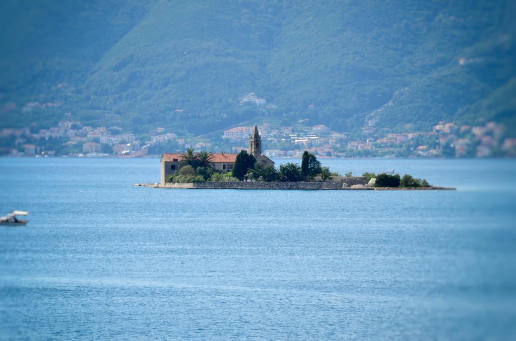 Apartments Bojana Tivat Buitenkant foto